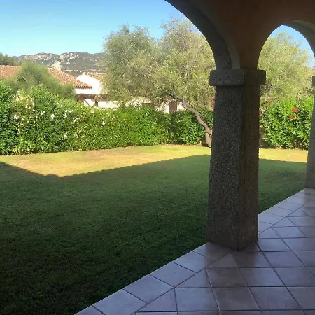 Dom wakacyjny I Ginepri Guest Houses Arzachena